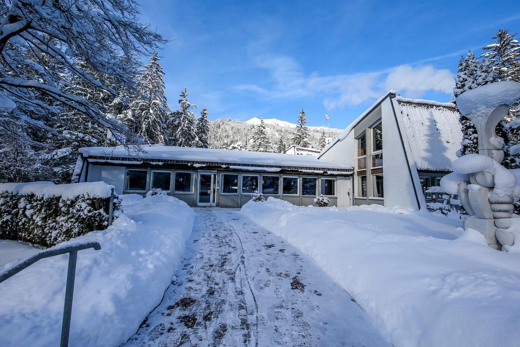 Hotel Grüsch Exterior foto